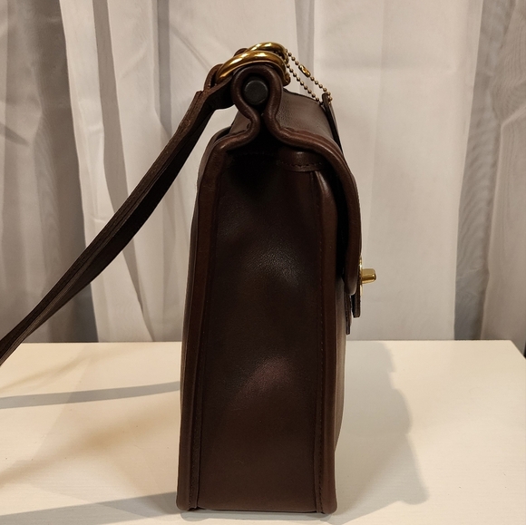 Vintage Coach Murphy #9930 - Picture 9 of 17